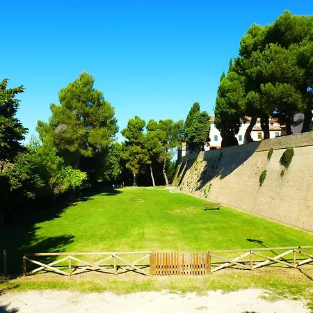 Casa Ezelina Bed & Breakfast Pesaro