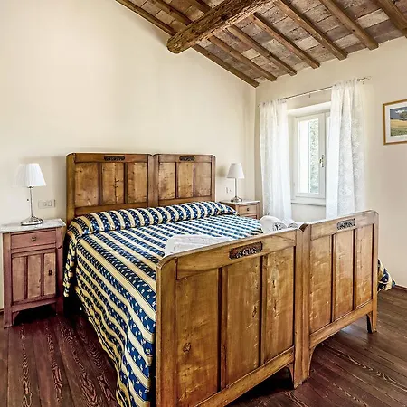 Bed & Breakfast Casa Ezelina 3*