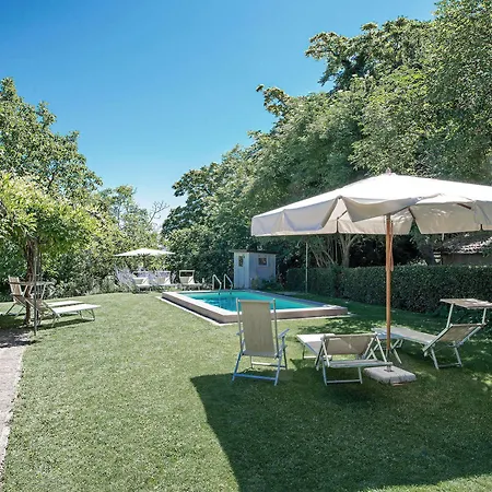 Bed & Breakfast Casa Ezelina